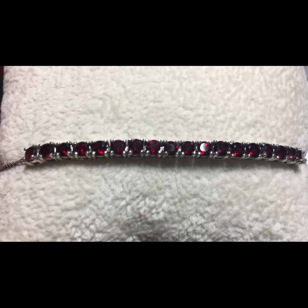 NEW Sterling Silver Garnet Bracelet-Never Worn - Picture 4 of 8